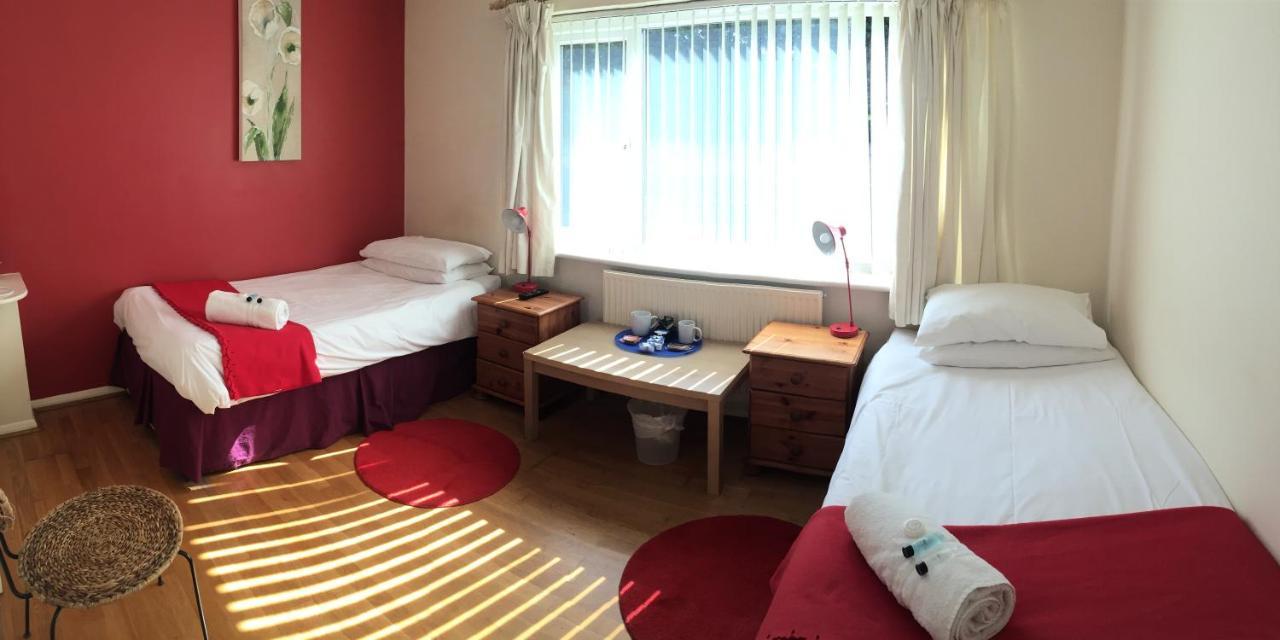 Red Lion Accommodation Abingdon-on-Thames Exteriör bild